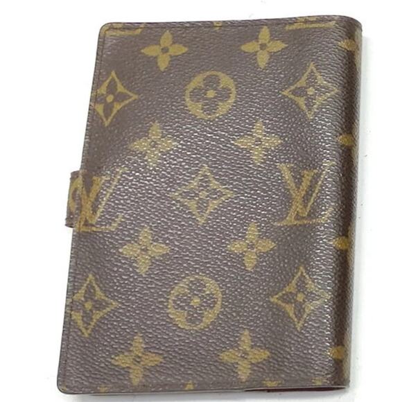 Louis Vuitton Agenda - Picture 2 of 4
